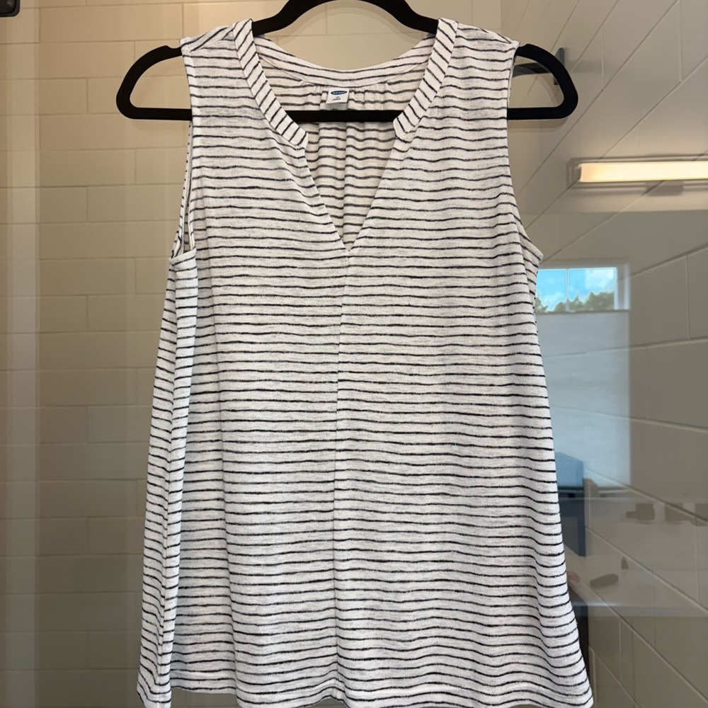 Old Navy White and Black Striped Sleeveless Tank Top Relaxed Notched Collar